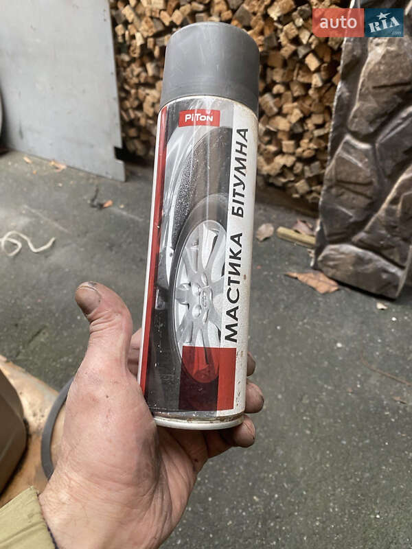 Грузовой фургон Ford Transit 1998 в Виннице