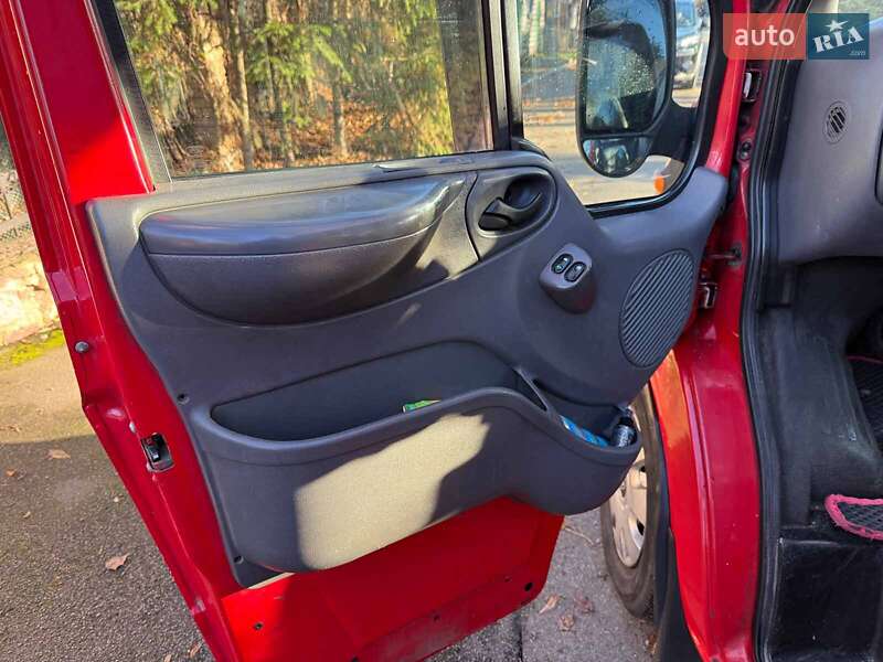 Микровэн Ford Transit 2002 в Киеве фото 11 Микровэн Ford Transit 2002 в Киеве