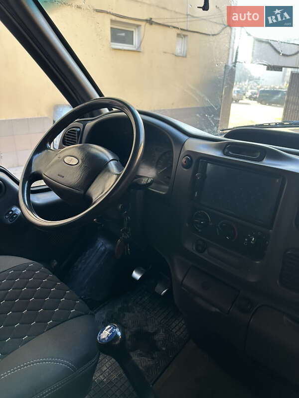 Грузопассажирский фургон Ford Transit 2002 в Балте фото 10 Грузопассажирский фургон Ford Transit 2002 в Балте