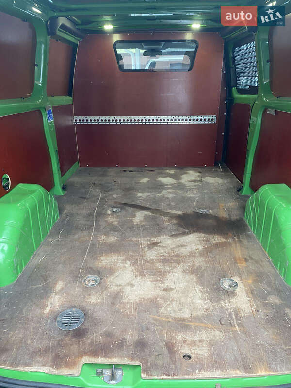 Грузовой фургон Ford Transit 2015 в Киеве фото 8 Грузовой фургон Ford Transit 2015 в Киеве