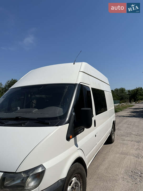 Другие автобусы Ford Transit 2005 в Александровке фото 2 Другие автобусы Ford Transit 2005 в Александровке