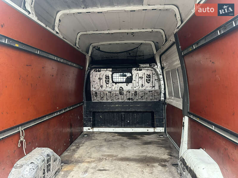 Грузовой фургон Ford Transit 2005 в Первомайске