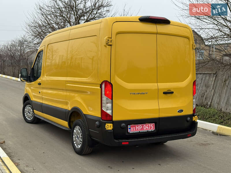 Грузовой фургон Ford Transit 2021 в Ирпене