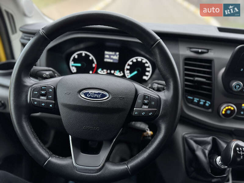 Грузовой фургон Ford Transit 2021 в Ирпене