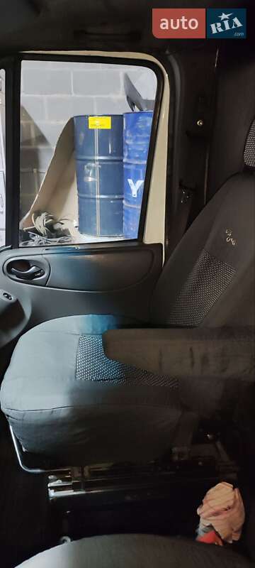 Грузовой фургон Ford Transit 2005 в Черкассах