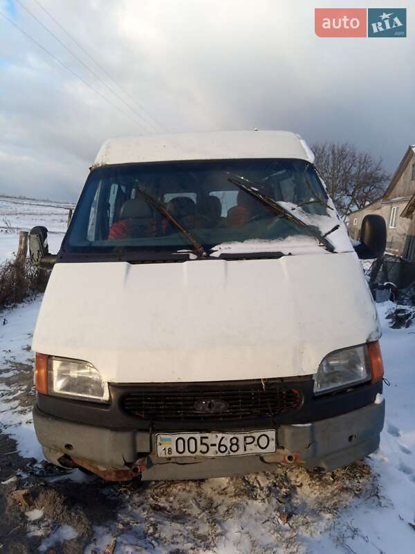 Мікроавтобус Ford Transit 2000 в Клевані