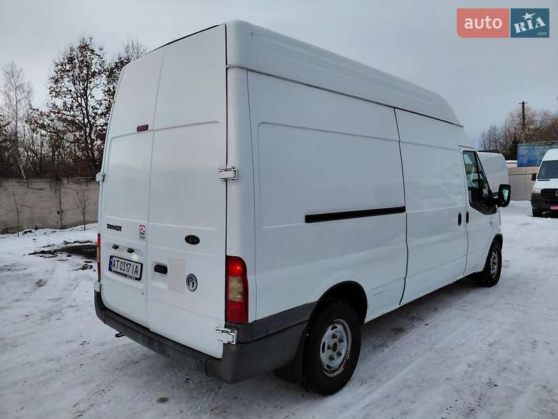 Вантажний фургон Ford Transit 2008 в Івано-Франківську
