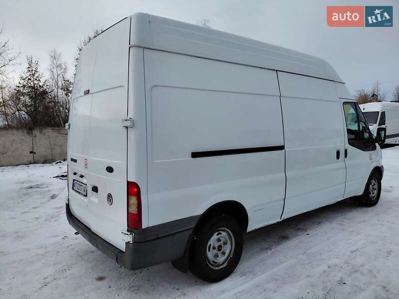 Вантажний фургон Ford Transit 2008 в Івано-Франківську