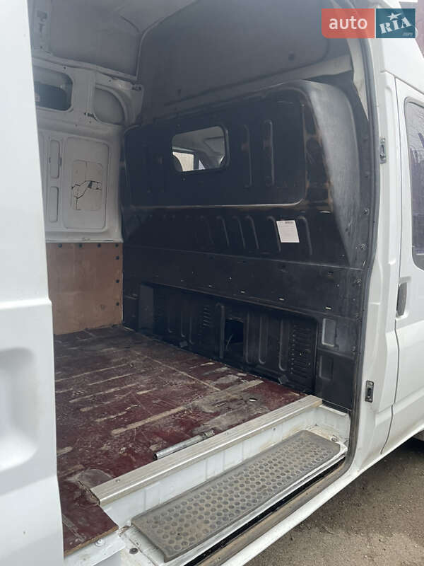 Вантажний фургон Ford Transit 2008 в Івано-Франківську