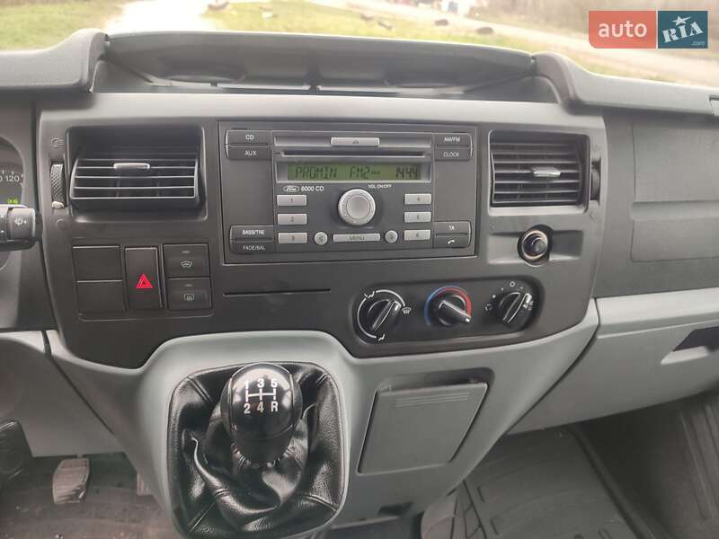 Минивэн Ford Transit 2008 в Киеве