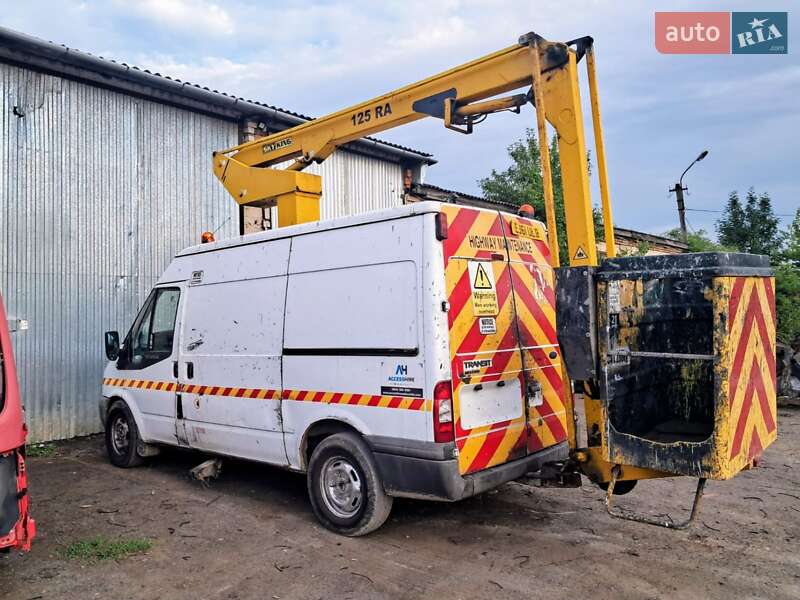 Автовышка Ford Transit 2013 в Калуше