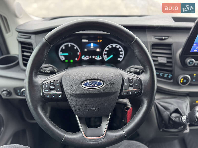 Грузовой фургон Ford Transit 2021 в Ирпене