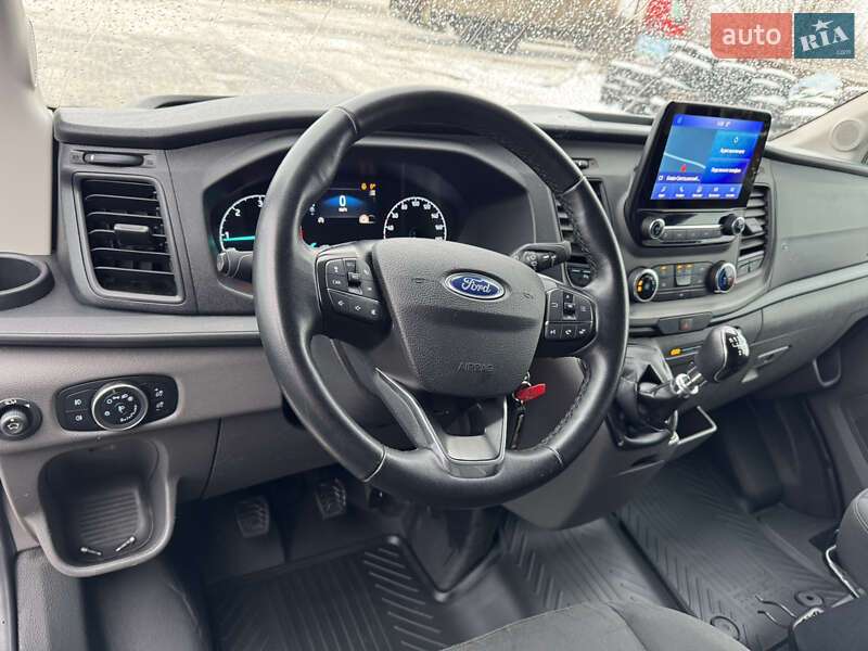 Грузовой фургон Ford Transit 2021 в Ирпене