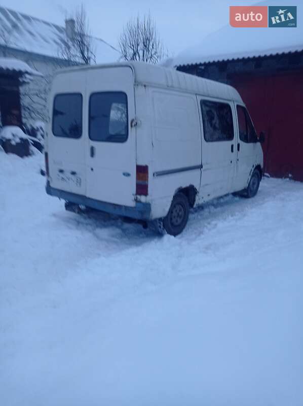 Мінівен Ford Transit 1988 в Бурштині