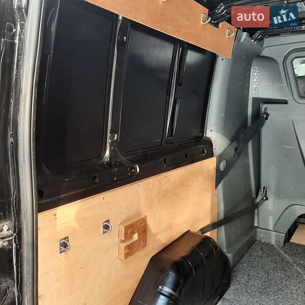 Вантажівка Ford Transit 2011 в Полтаві