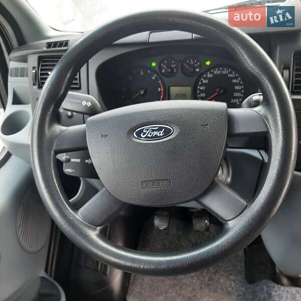Вантажівка Ford Transit 2011 в Полтаві