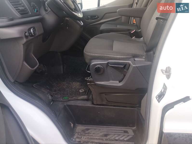 Грузовой фургон Ford Transit 2020 в Дубно