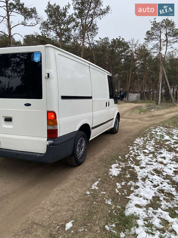 Вантажний фургон Ford Transit 2006 в Миколаєві