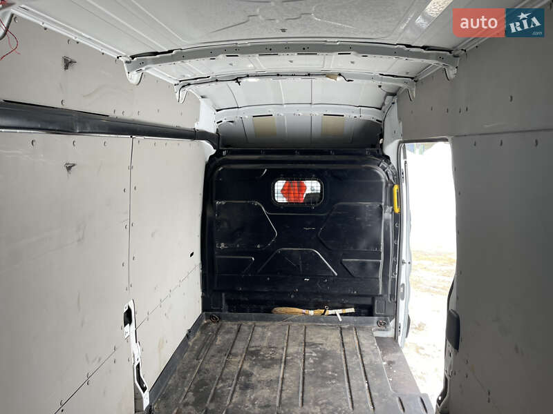 Вантажний фургон Ford Transit 2019 в Попільні