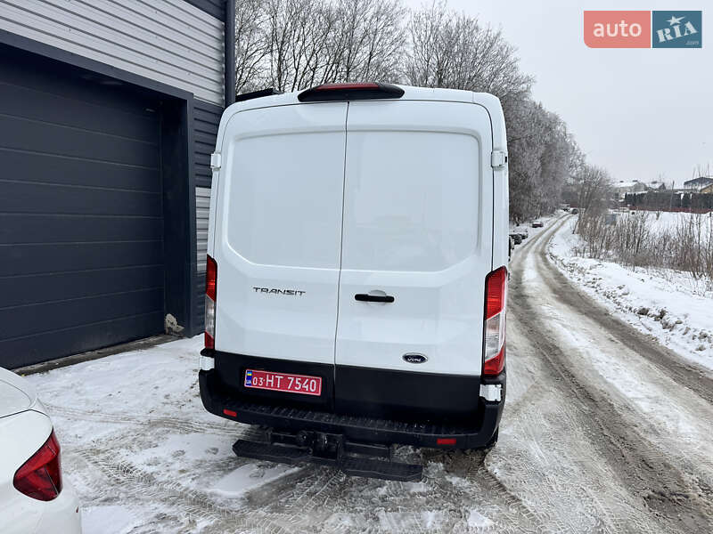 Вантажний фургон Ford Transit 2021 в Тернополі
