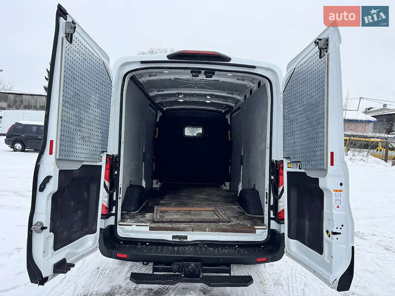 Вантажний фургон Ford Transit 2021 в Тернополі