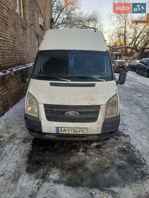 Вантажний фургон Ford Transit 2012 в Києві