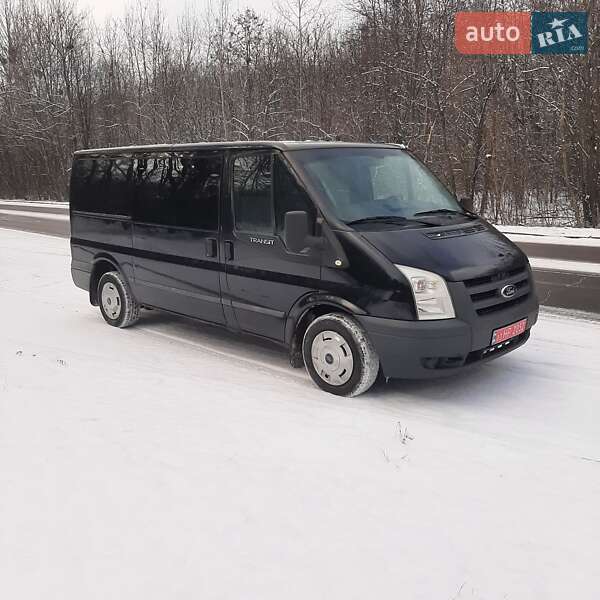 Вантажопасажирський фургон Ford Transit 2011 в Полтаві
