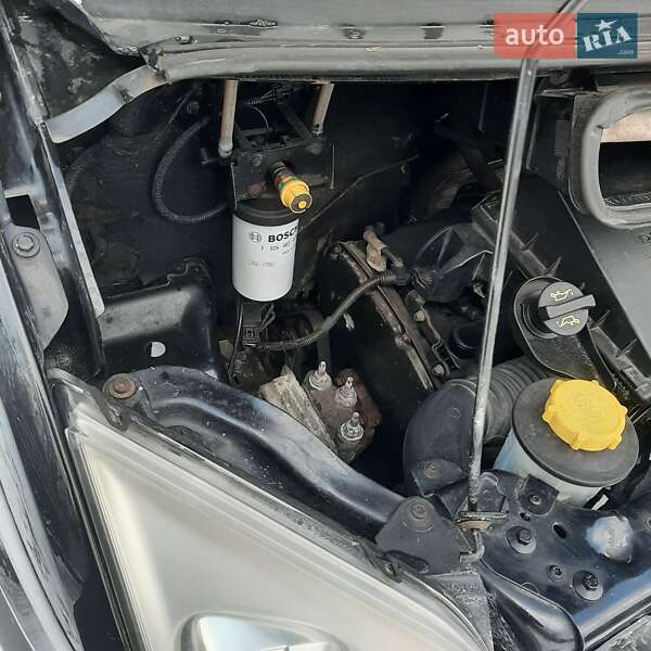 Вантажопасажирський фургон Ford Transit 2011 в Полтаві