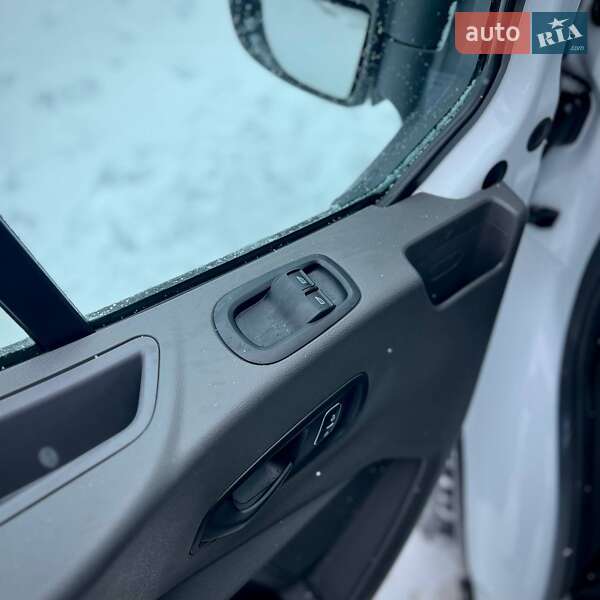 Вантажний фургон Ford Transit 2021 в Києві фото 17 Вантажний фургон Ford Transit 2021 в Києві