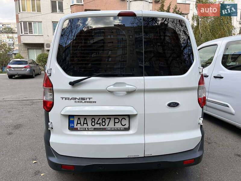 Вантажний фургон Ford Transit 2015 в Києві фото 3 Вантажний фургон Ford Transit 2015 в Києві