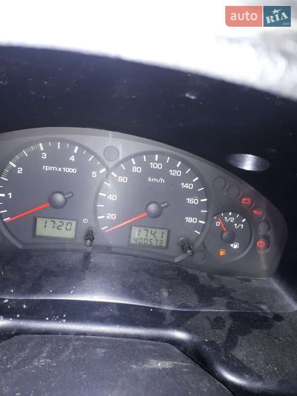 Грузопассажирский фургон Ford Transit 2003 в Хусте фото 12 Грузопассажирский фургон Ford Transit 2003 в Хусте