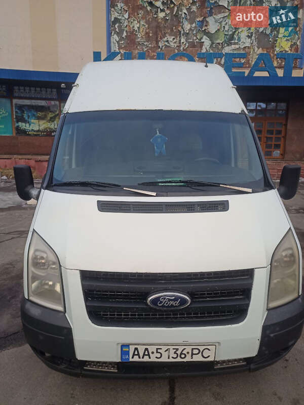 Ford Transit 2012