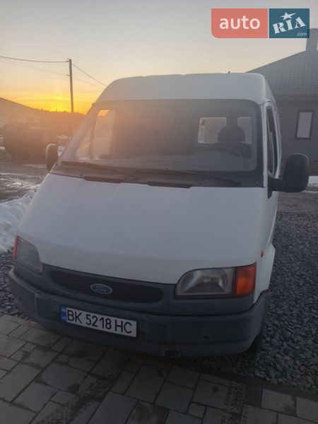 Ford Transit 2000