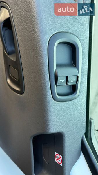 Вантажний фургон Ford Transit 2020 в Луцьку