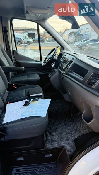 Вантажний фургон Ford Transit 2020 в Луцьку