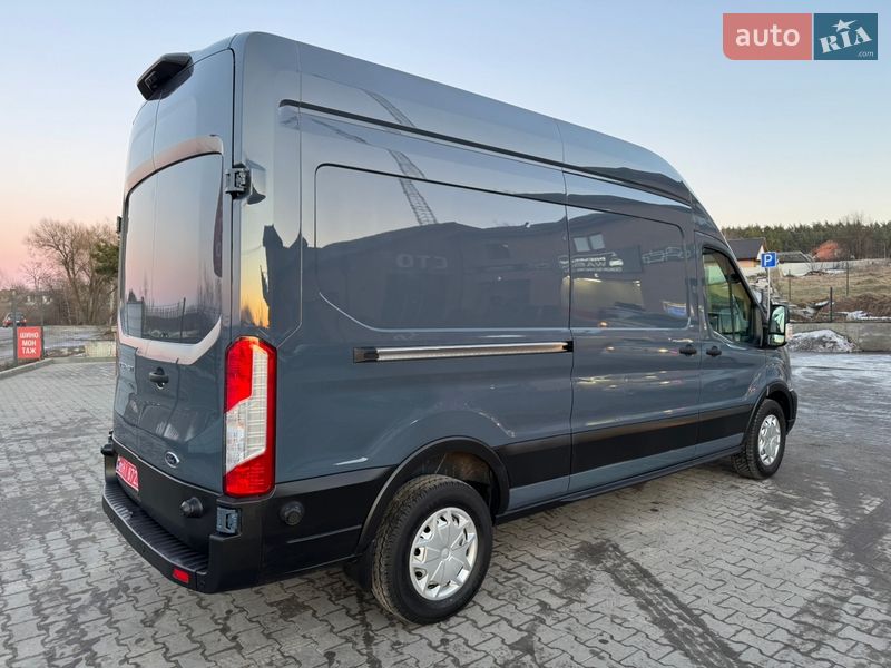 Грузовой фургон Ford Transit 2021 в Ирпене