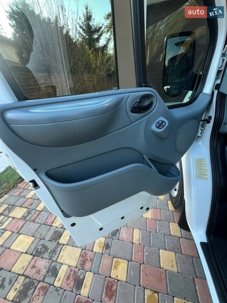 Вантажний фургон Ford Transit 2012 в Києві