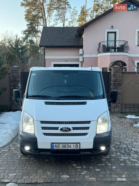 Вантажний фургон Ford Transit 2012 в Києві