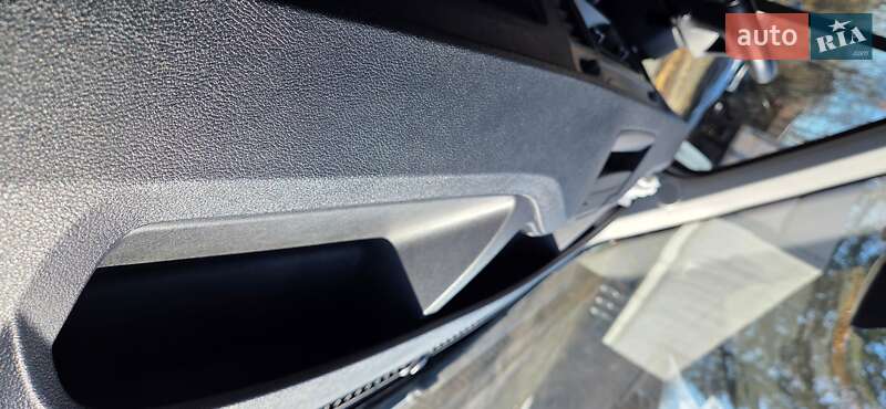 Мікроавтобус вантажний (до 3,5т) Ford Transit 2020 в Києві