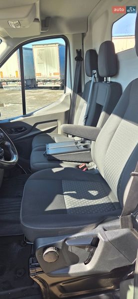 Мікроавтобус вантажний (до 3,5т) Ford Transit 2020 в Києві