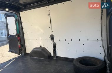Грузовой фургон Ford Transit 2015 в Львове