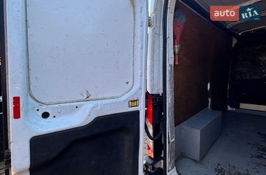 Грузовой фургон Ford Transit 2017 в Полтаве