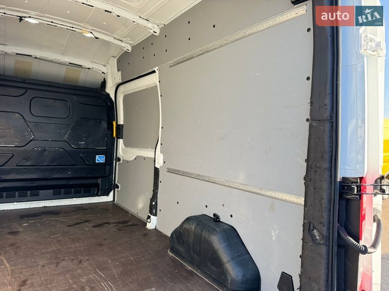 Вантажний фургон Ford Transit 2019 в Києві фото 48 Вантажний фургон Ford Transit 2019 в Києві