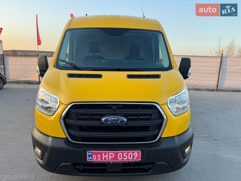 Вантажний фургон Ford Transit 2021 в Ірпені