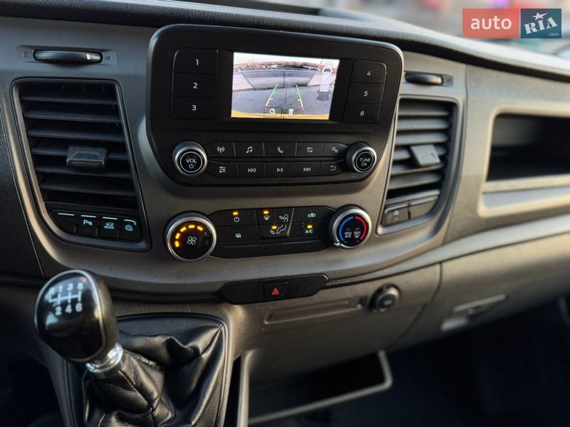 Вантажний фургон Ford Transit 2021 в Ірпені