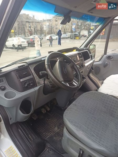 Вантажний фургон Ford Transit 2012 в Києві
