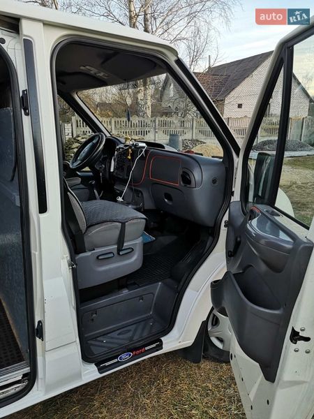 Грузовой фургон Ford Transit 2003 в Ратным фото 13 Грузовой фургон Ford Transit 2003 в Ратным