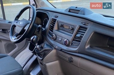 Вантажний фургон Ford Transit 2022 в Ірпені