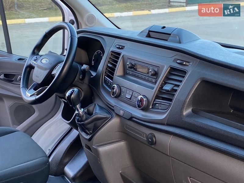 Вантажний фургон Ford Transit 2022 в Ірпені