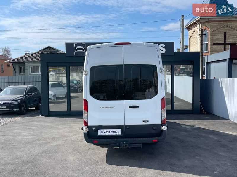 Грузовой фургон Ford Transit 2016 в Киеве